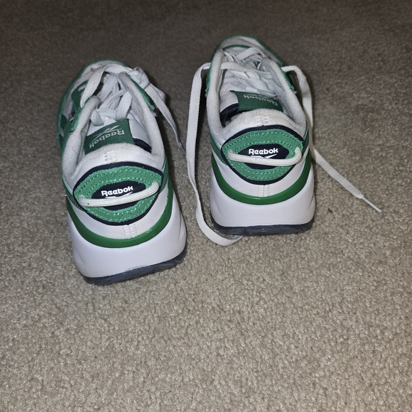 Reebok Green and White Women's Sneakers - Picture 3 of 4